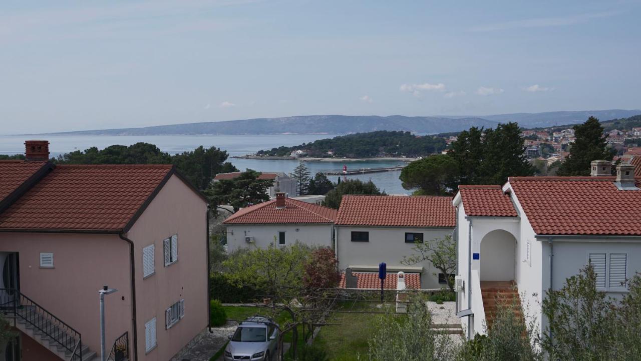 Apartments Bestak Krk Town Eksteriør billede